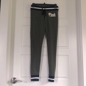 VS Pink Yoga Varsity Leggings